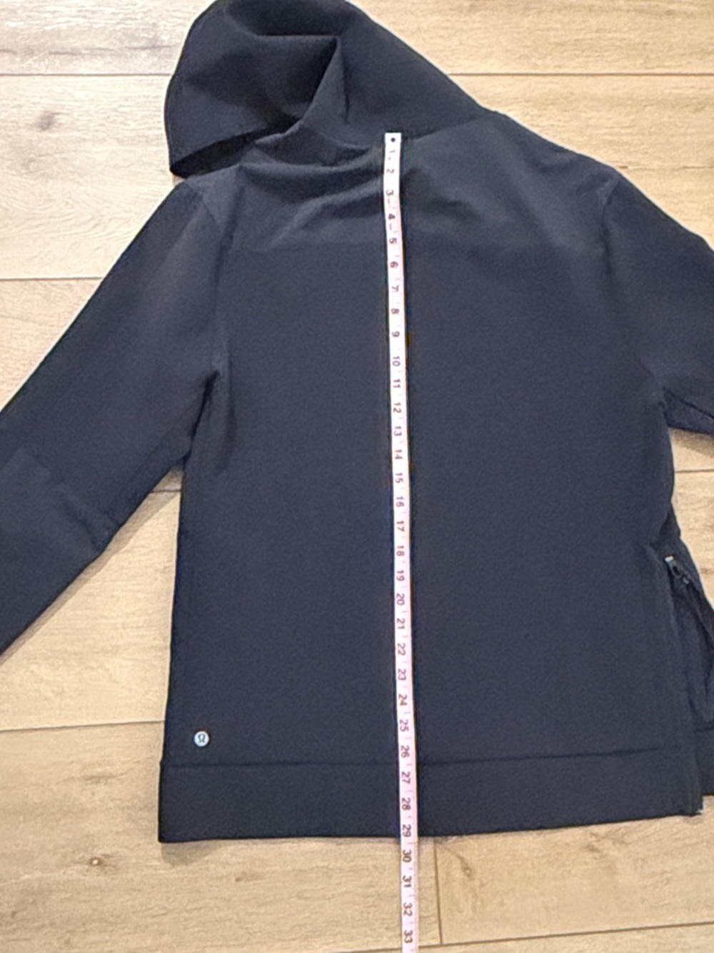 Lululemon Men's Black Hooded Pullover Sweatshirt - Picture 7 of 8